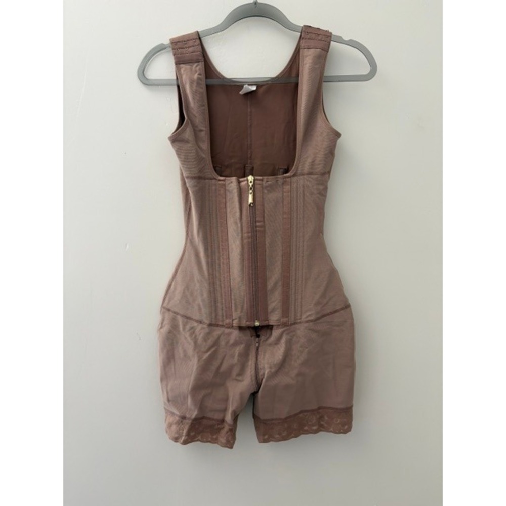 Womens High Compression Full Body Shaper Faja Zipper Front Brown Large